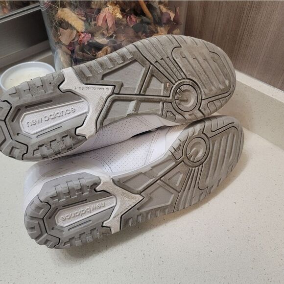 New Balance White Athletic Shoes - Picture 5 of 10